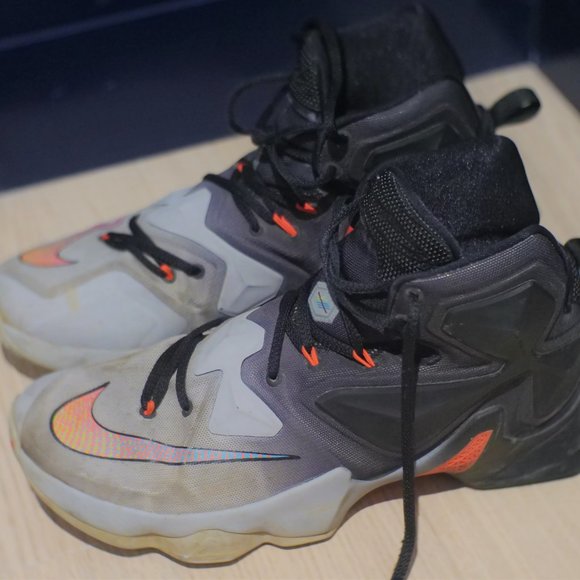 MEN NIKE LEBRON JAMES XIII BASKETBALL SHOES 9.5 - Picture 3 of 6